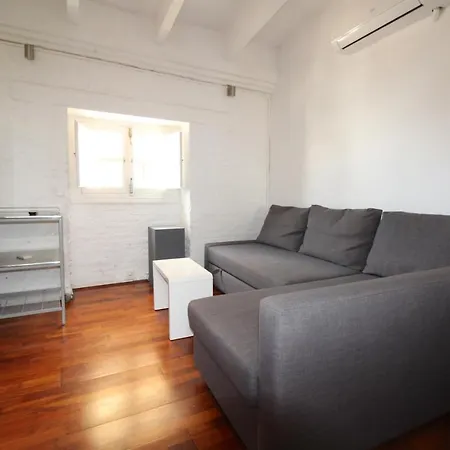 Piso En La Cuitat Vella Cerca De Jardines Real Appartement