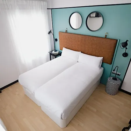 فندق مبيت وإفطار The Little Corner فالنسيا