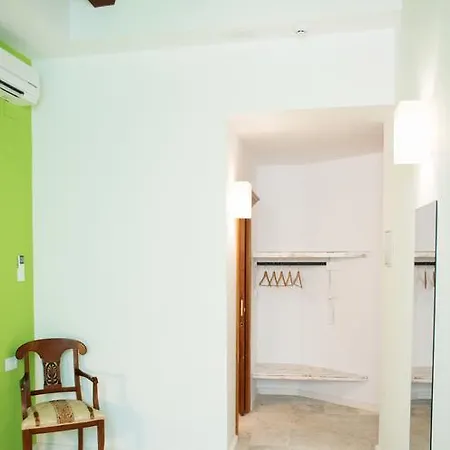 阿德霍克卡门酒店