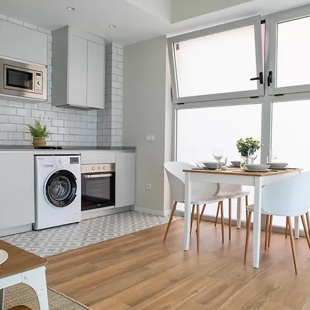 Florit Flats - Port Ii * Valence