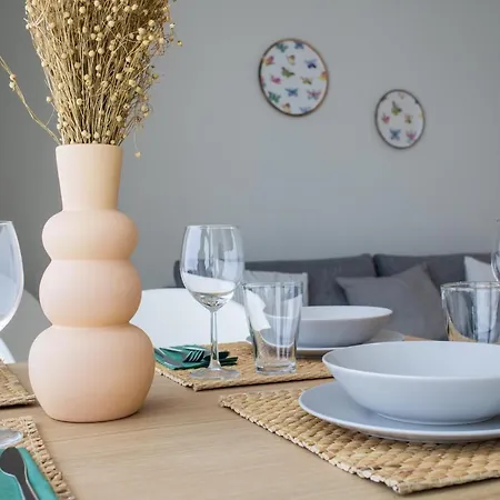 Florit Flats - Port I