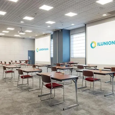 Hotel Ilunion 4