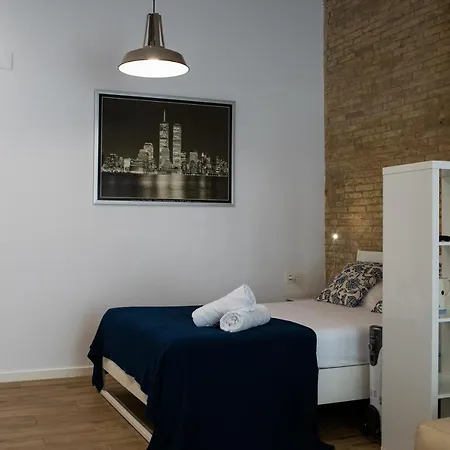 Florit Flats - Cozy Loft By The Market