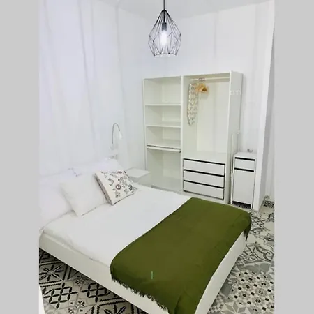 Appartement Arenas 3 *
