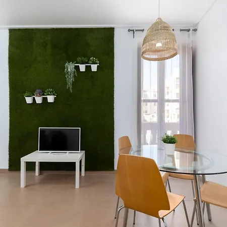 Adarve Flats 아파트