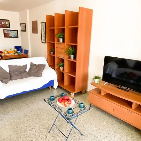 Macflats Playa Valencia 7 Апартаменты *