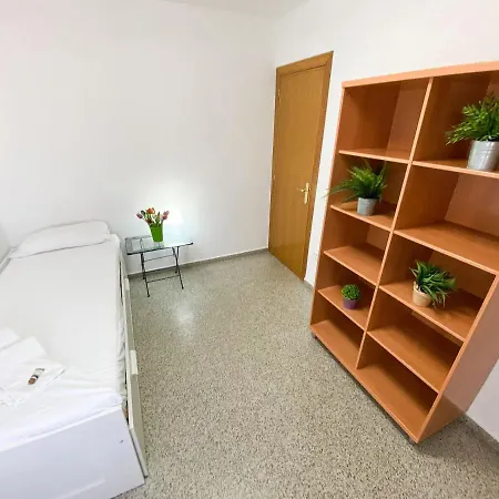 Macflats Playa Valencia 7 *