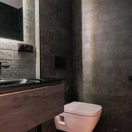 Luxury - Sea Port Ii * Valenza