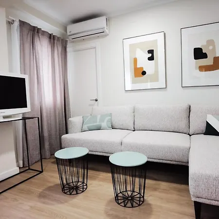 Ttdssa Vlc Plaza Cisneros Apartment *