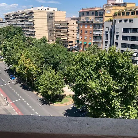 Center Δωμάτια σε οικογενειακή κατοικία *