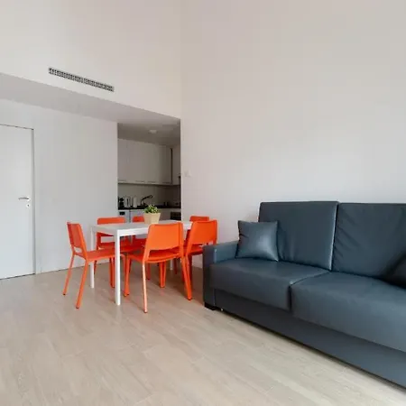 Apartament Mercado *