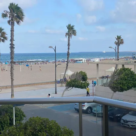 En Primera Linea De Playa Con Wifi Apartment *