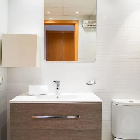아파트 Florit Flats - The Malvarrosa Walking Distance With Free Parking 발렌시아