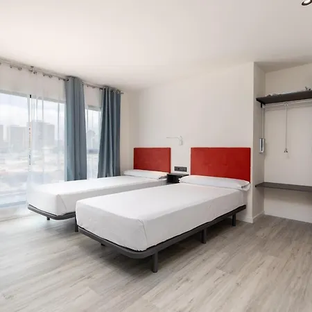 Az Hqtel Arena Hotell