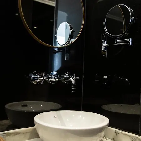 Myr Marques House 호텔 4*