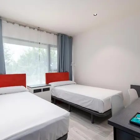 Arena Zone Hotell 3*