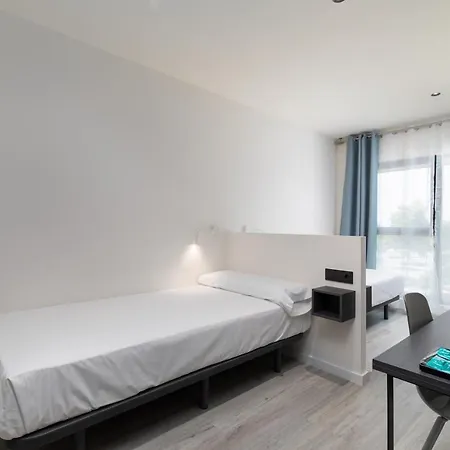 Arena Zone Hotel&café Hotel