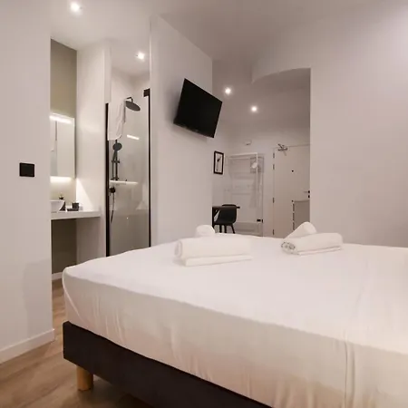 Vlc Host- Eixarchs * Valensiya