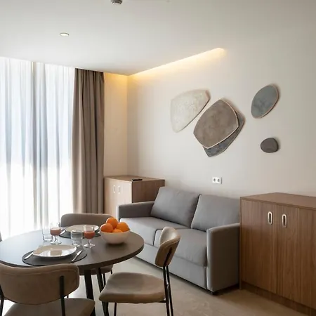 Mon Suites Dau Apartment