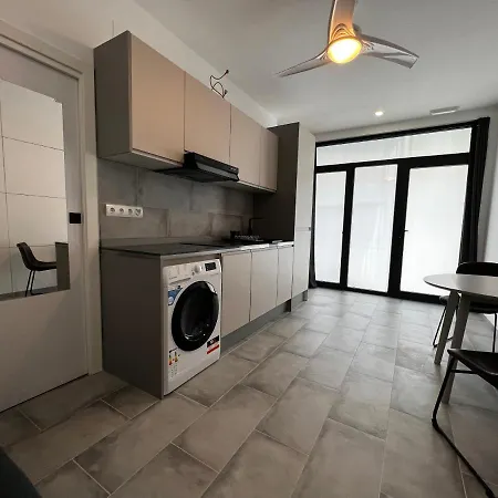 Near The Port, Of Arts And 10min To The Apartment *