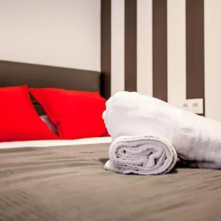 Πανσιόν Cool Lofts Center