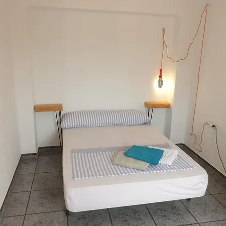 400 Meters From The Appartement *