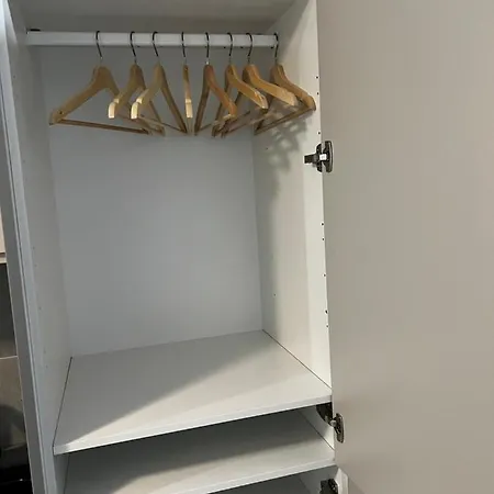 Near The Port, Of Arts And 10min To The Apartment