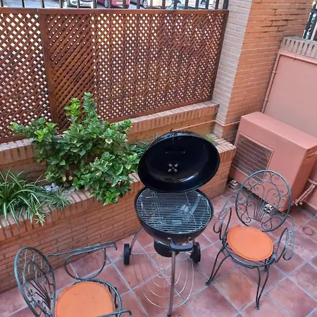 Casa Mundovalencia * Valenza