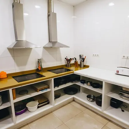 Purple Nest Vandrarhem *