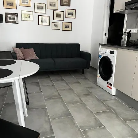 Near The Port, Of Arts And 10min To The Apartment