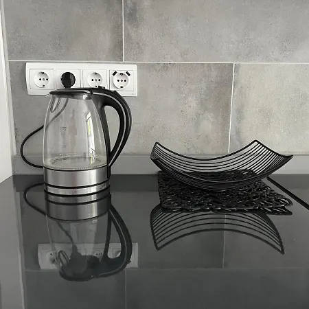 Near The Port, Of Arts And 10min To The Apartment