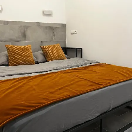 Near The Port, Of Arts And 10min To The Appartement
