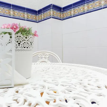 Rooms-shared Flat Alloggio in famiglia