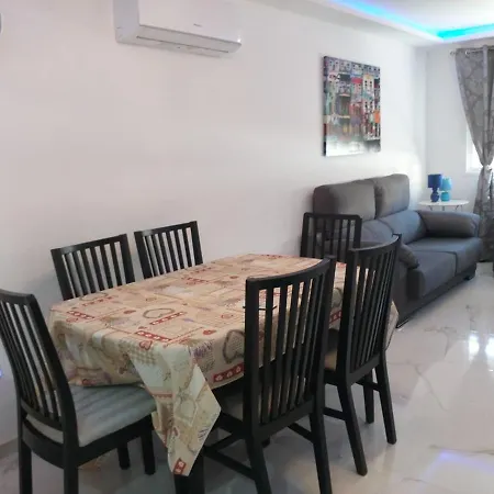 Lovely Three Apartman *