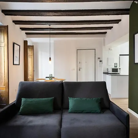 Total Ayuntamiento Lägenhet