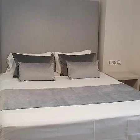 Appartement Md Balmes Market Mid Term