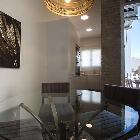 Apartamento Grabador Ciudad De Artes Y Ciencias Mid-term