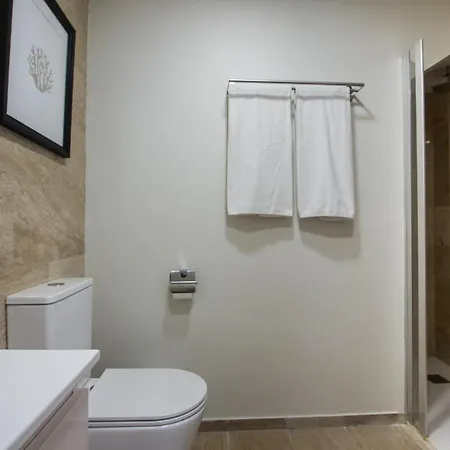 Apartamento Grabador Ciudad De Artes Y Ciencias Mid-term