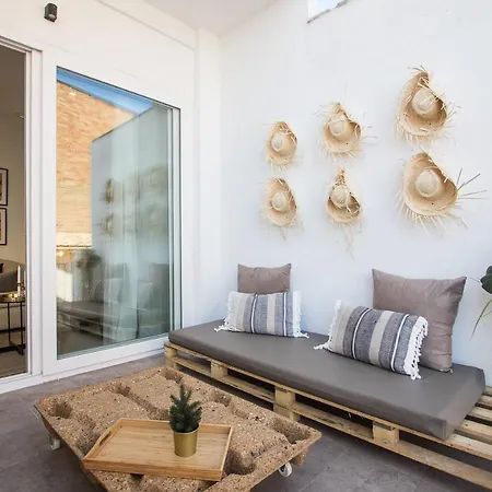 Grabador Ciudad De Artes Y Ciencias Mid-term Lägenhet *