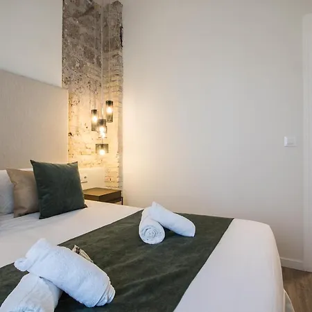 Grabador Ciudad De Artes Y Ciencias Mid-term Lägenhet *