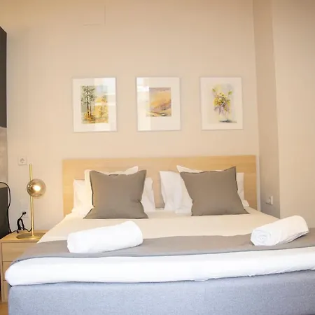 Apartment Torres De Serranos - El Carmen *