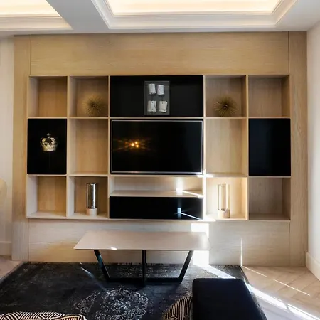 Vlc Townsquare Suites *