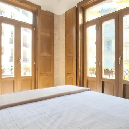 Plaza Redonda Flats Valenza