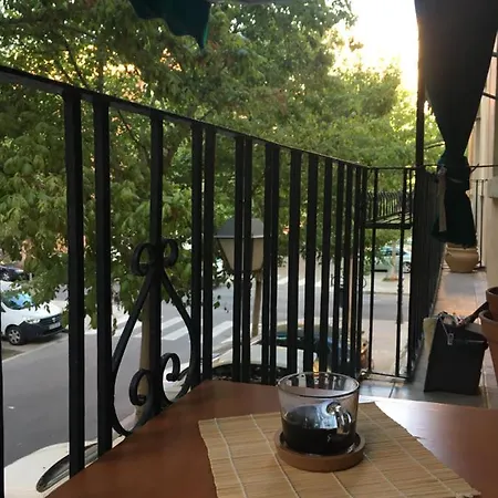 Апартаменты A Classic Peaceful Space