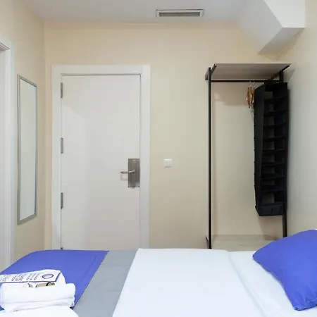 Purple Nest Vandrarhem *