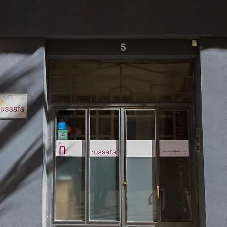 Russafa Youth Хостел *