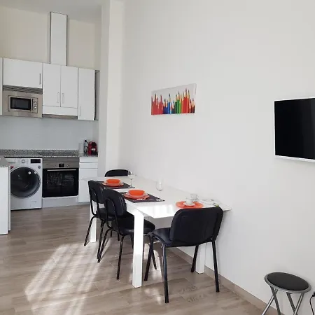 Modern Near The Port And Апартаменты *