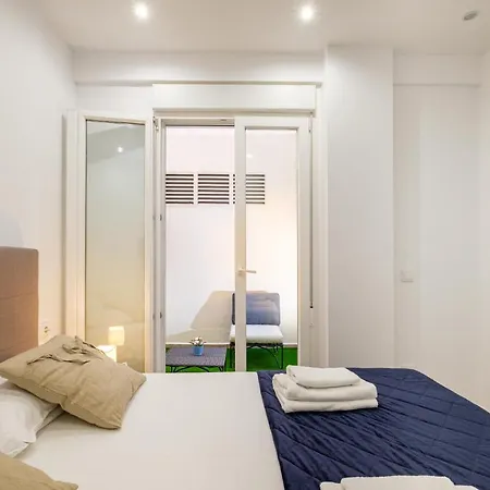 With Open-air Space Valencia