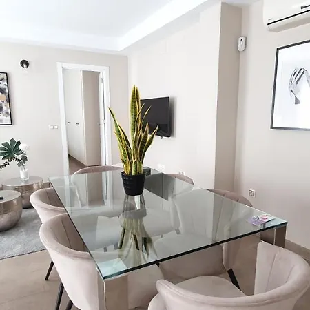 Md Balmes Market Mid Term Appartement