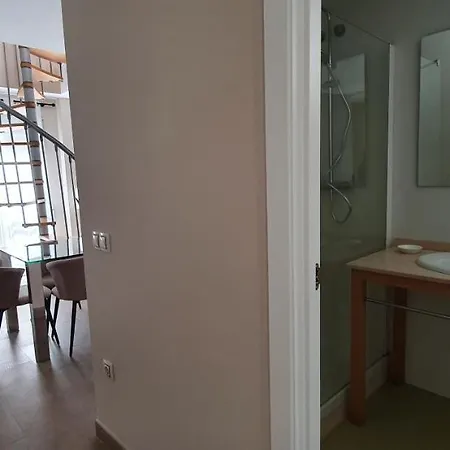 Md Balmes Market Mid Term